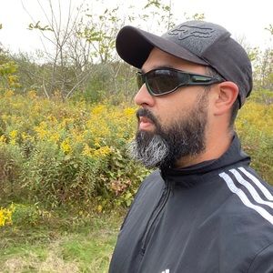 Meet your Posher, Carlos